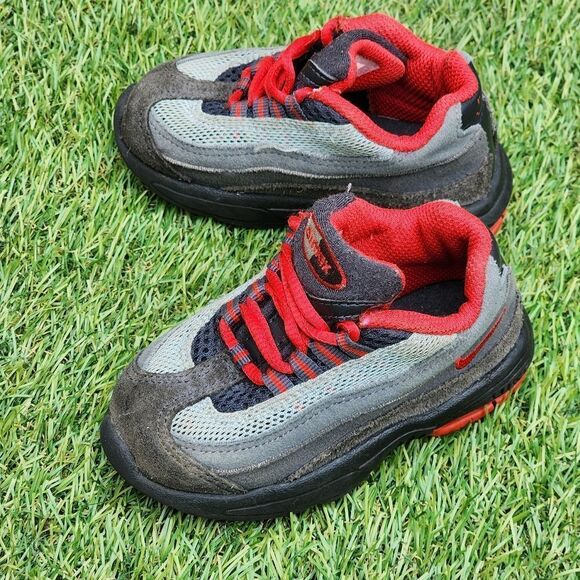 Nike Kids Air Max 95 - Size 6-C - Solar Red/Black - Picture 1 of 9